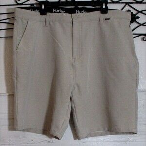 Hurley Men's Shorts Size 40 Beige
